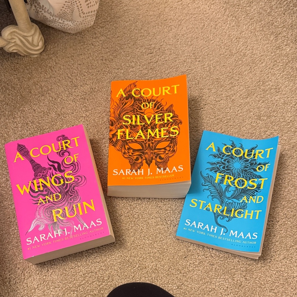 A Court of Thorns and Roses Series Books